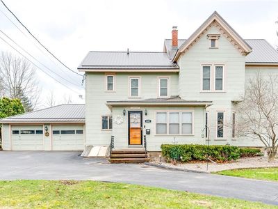 402 W Maple Ave, Newark, NY, 14513