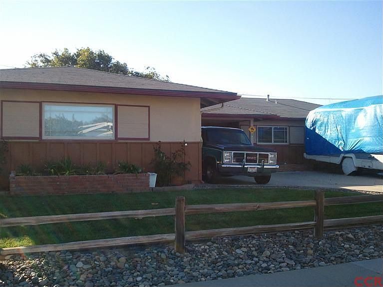3241 Dickson Drive
