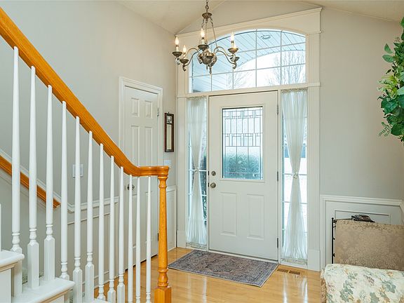 2nd image of 6515 Fullerton Ct