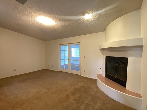 4th image of 3721 Casper Dr