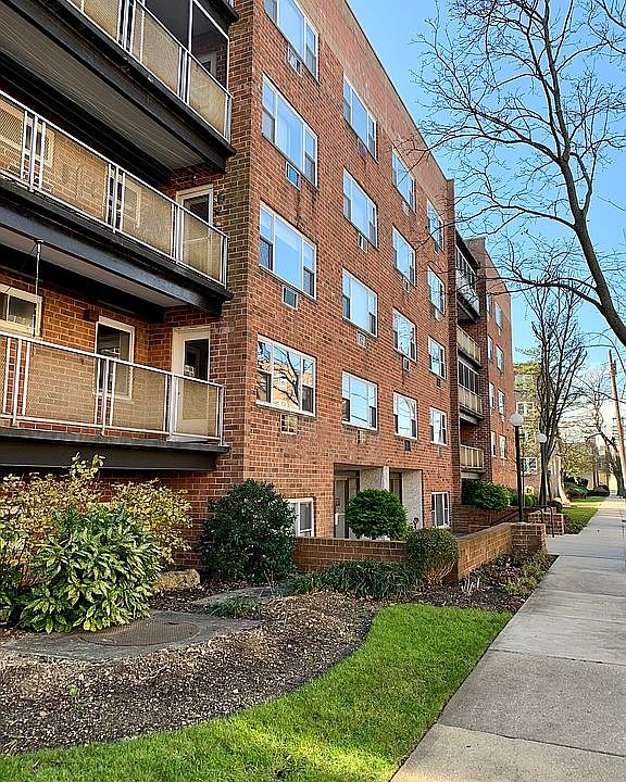 1st image of 101 Lincoln Ave APT 3