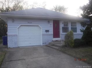 26 Mount Katadin Dr, Toms River, NJ 08753