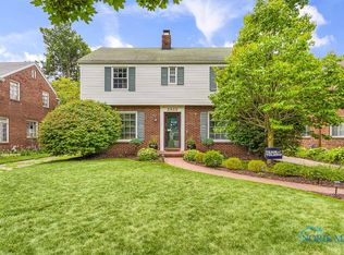 2933 Cheltenham Rd, Toledo, OH 43606
