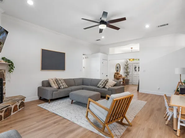 230 Holder Trl, McKinney, TX 75071