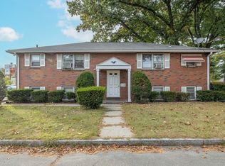 8 Woodstock St, Springfield, MA 01104