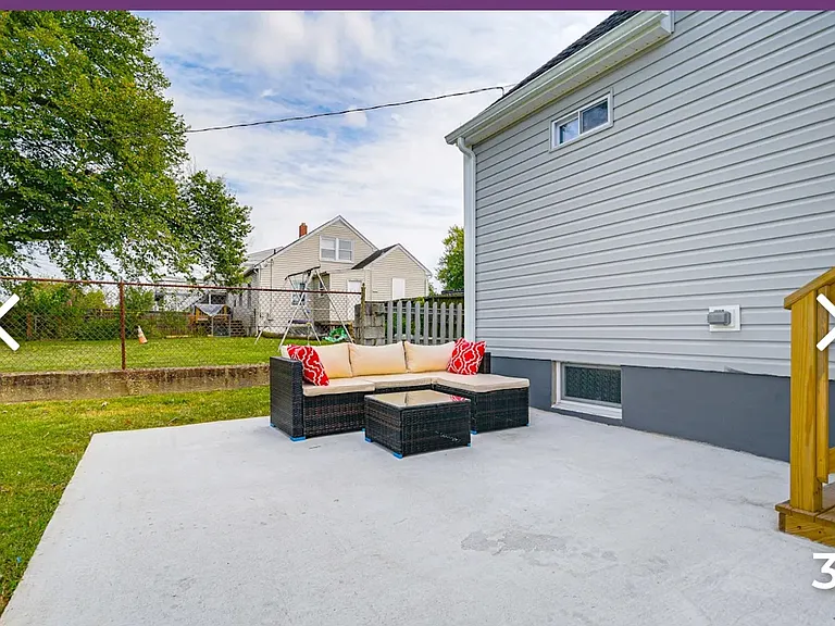 304 Camrose Ave #B — Photo 11