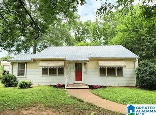 706 Coffee St E, Talladega, AL 35160