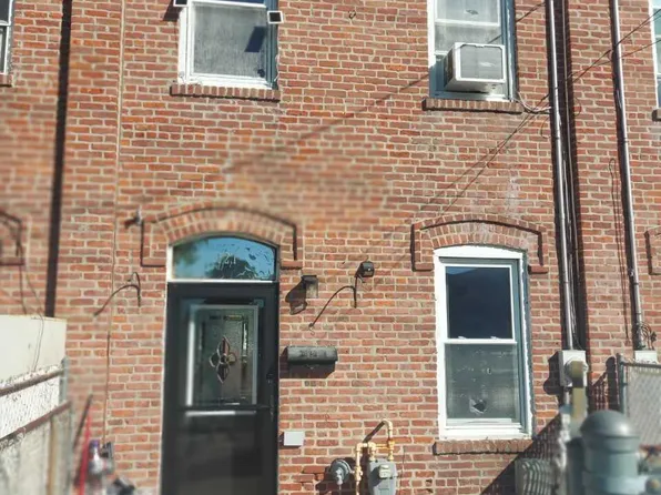 121 Chestnut Ave, Staten Island, NY 10305