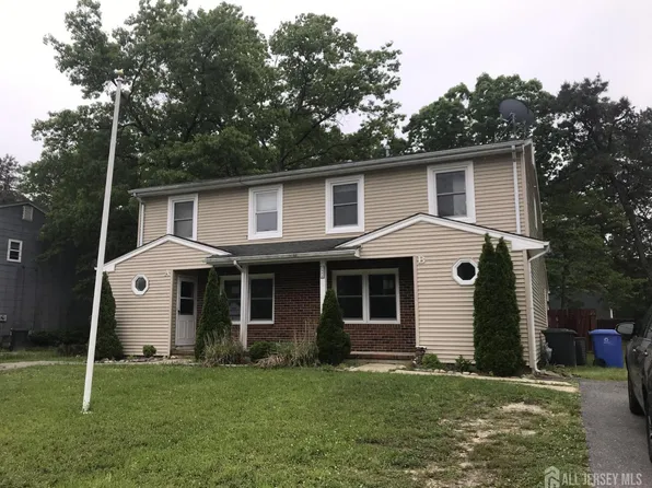 233 Leeward Rd, Manahawkin, NJ 08050