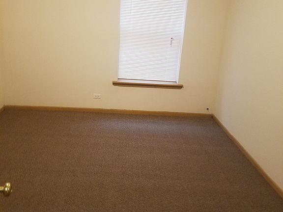 3rd image of 4356 S Lake Park Ave #43562N