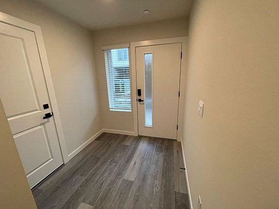 4th image of 14707 87th Ave SE Unit Z1