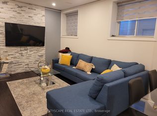 60 Souter Dr #BASEMENT, Whitby, ON L1P 0J8
