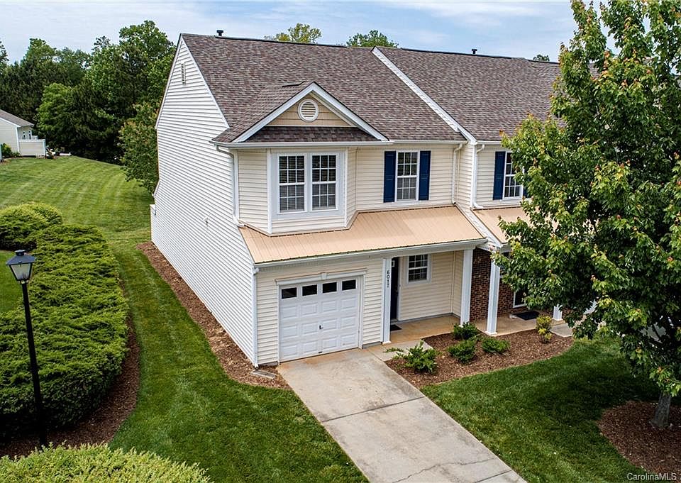 1st image of 6017 Blackheath Dr