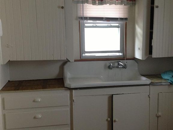 5th image of 1238 E South St