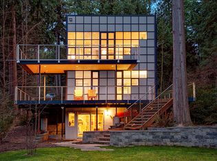 25420 SE 28th St, Sammamish, WA 98075