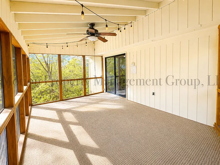 5312 Fairview Rd — Photo 16