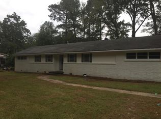 125 Wildwood Ter, Jackson, MS 39212