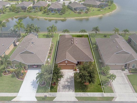 2nd image of 8090 Westfield Cir