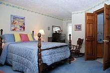 5th image of 4007 Beaumont Dr