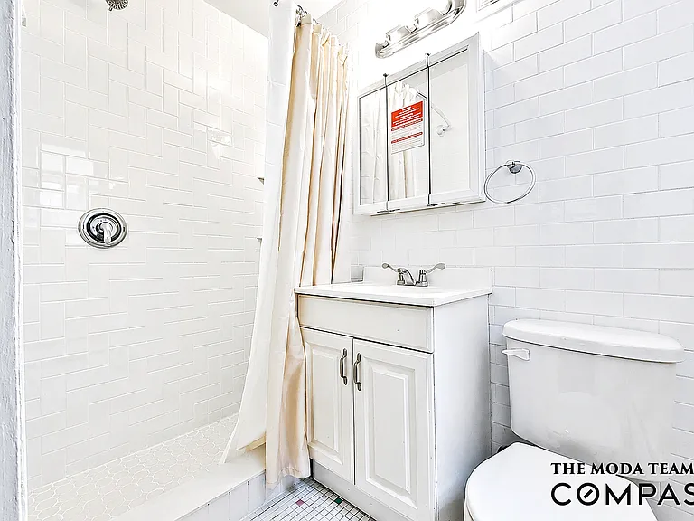 3511 Riverdale Ave #2 — Photo 11