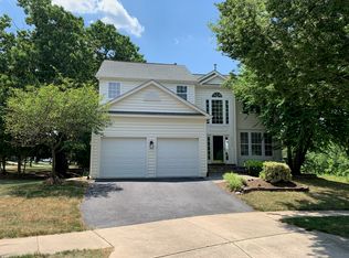 43193 Lighthouse Pl, Chantilly, VA 20152