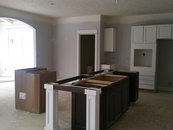 3rd image of 3418 Jules Lillian Dr NE #20