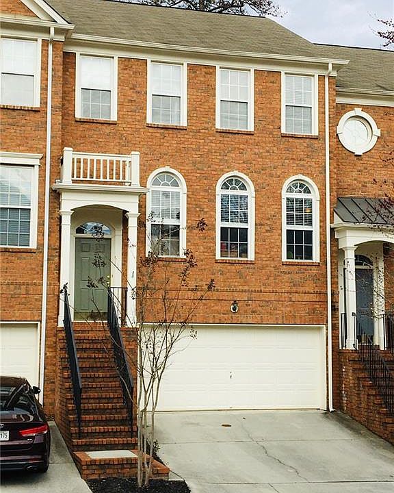 1st image of 2501 Bridlewood Dr SE