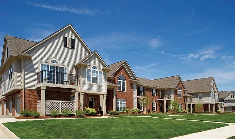 1st image of 3184 Primrose Ln