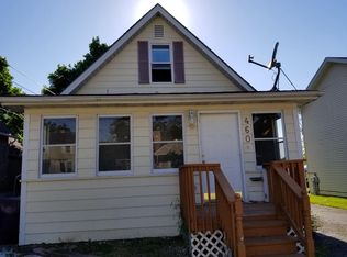 460 Hill Ave, Elgin, IL 60120