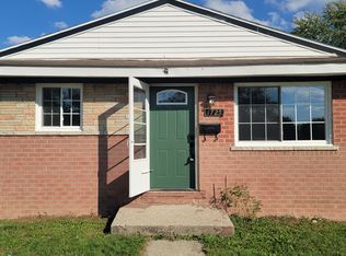 1725 Smith St, Ypsilanti, MI 48198