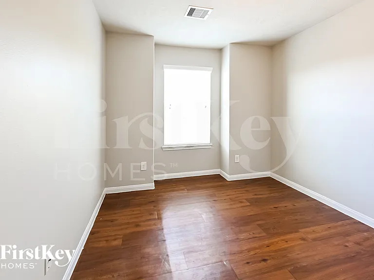 15402 Bammel Oaks Ct — Photo 13