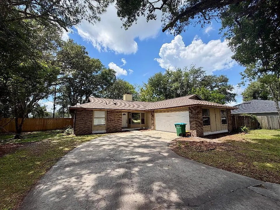 854 Humphrey Blvd