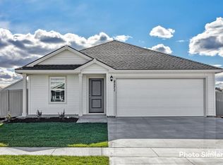18386 N Sparkleberry Ave, Nampa, ID 83687