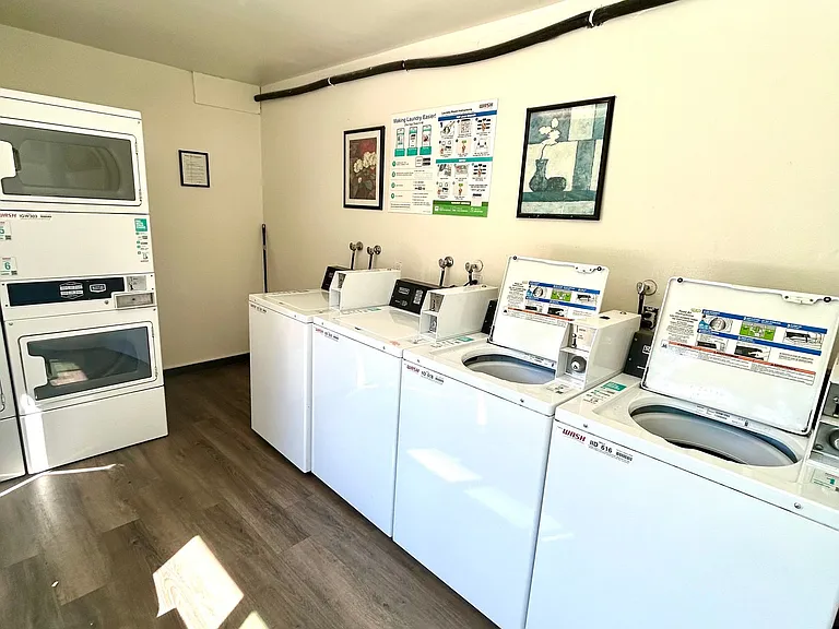 Monte Vista Townhomes — Photo 3