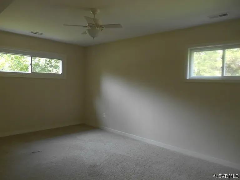 9302 Woodcrest Rd — Photo 5