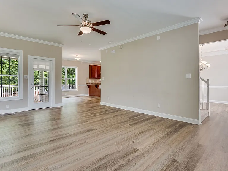 107 McKinnon Pl — Photo 16