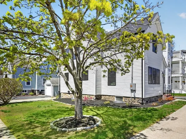 1078 Main St, Melrose, MA 02176