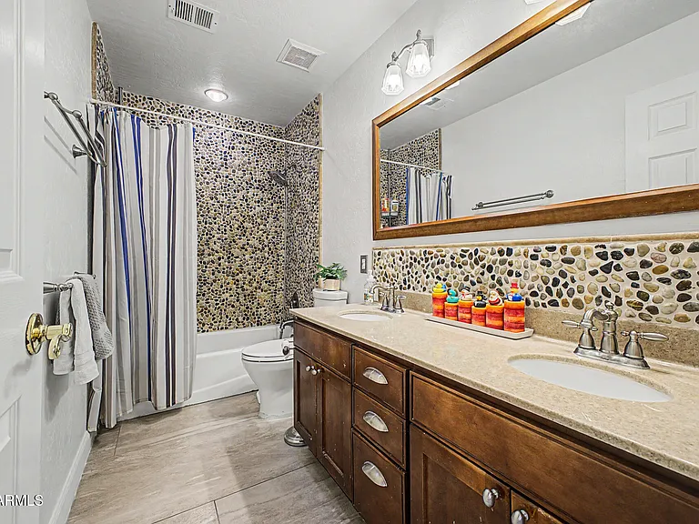 3040 S Rosemary Dr — Photo 27