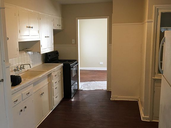 4th image of 3001 Texas Blvd