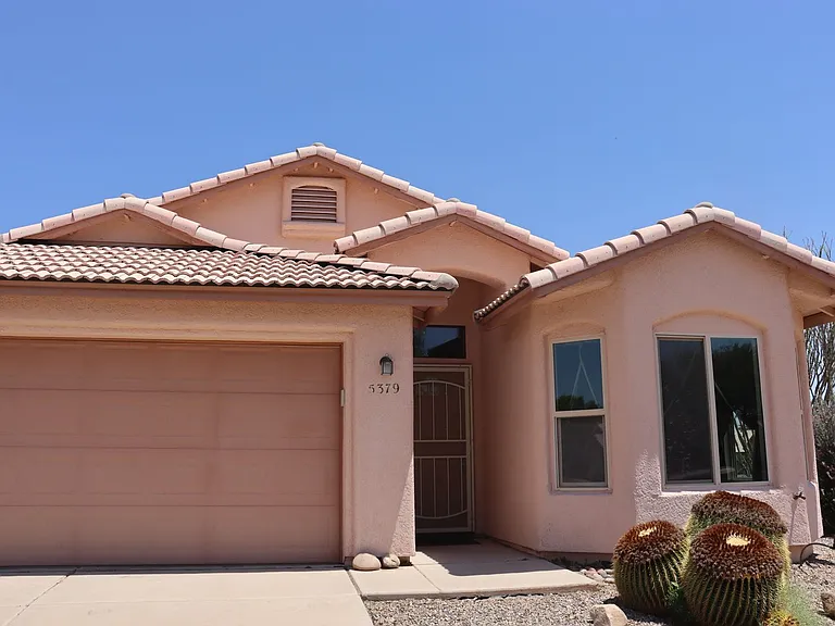 5379 Almosa St — Photo 1