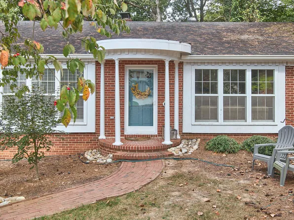 1200 Glendale Dr, Raleigh, NC 27612