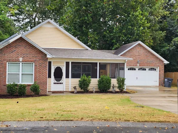 423 Lillie Belle Ln, Clarksville, TN 37042