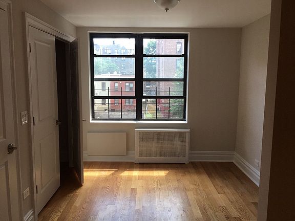 2nd image of 13240 Sanford Ave APT 1P