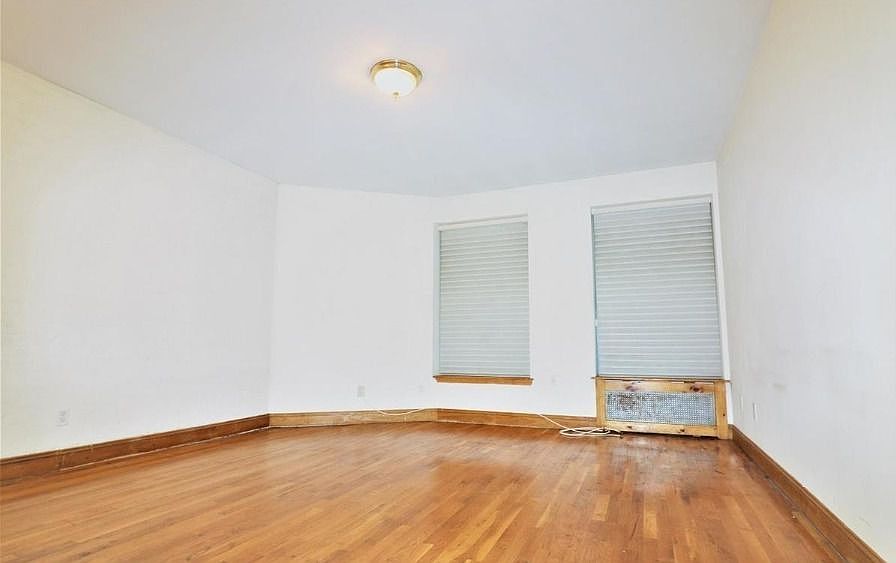 1st image of 317 W 107th St APT A