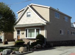 5440 S Hunt Ave, Summit, IL 60501