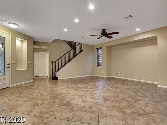 5th image of 5518 Spiceberry Dr