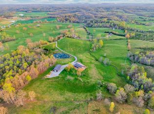 389 Great Valley Ln, Livingston, TN 38570