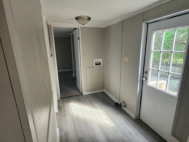 9500 Hausmond Way #21 — Photo 13