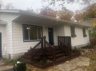 1563 Fawn Lake Dr, West Branch, MI 48661