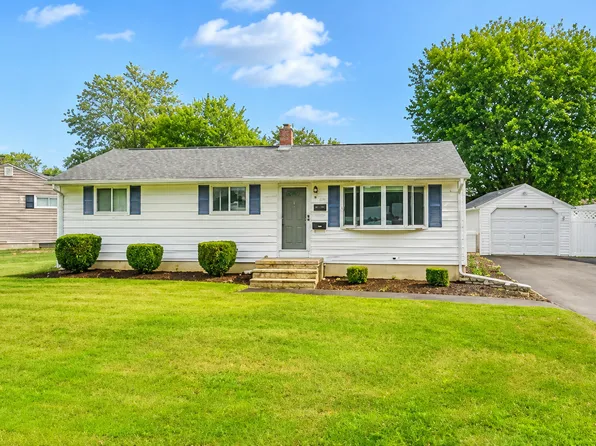 72 Roosevelt Boulevard, Enfield, CT 06082